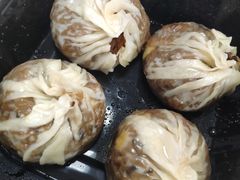 芝士咸蛋黄烧卖-217笋干馄饨