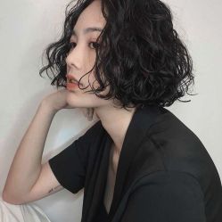 -AYO SALON