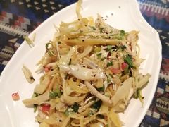 凉拌芭蕉花-蜗牛小馆醉乡民谣云南菜(惠新西里店)