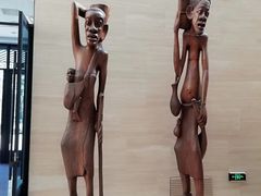 非洲木雕-长春世界雕塑园冰雪艺术天地