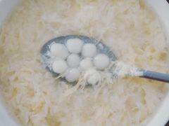 -鲸育宝宝月嫂(徐汇店)