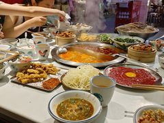 -卤校长重庆火锅(国兴店)