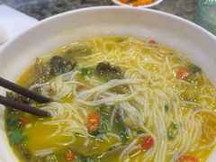 -鲜越鲜鱼粉(财富购物中心店)