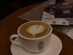 热拿铁-1901 Cafe(西四店)