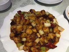 -阿三鱼头泡饼·家常菜
