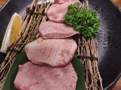 厚切牛舌-热血兄弟·炭火烤肉(融侨中心店)