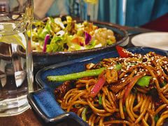 -悦享绿山墙西餐厅