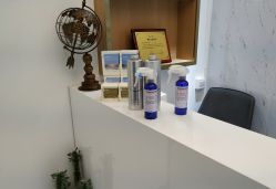 -发饰美男士增发补发假发定制店