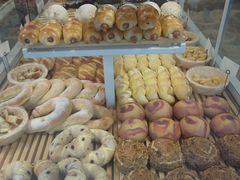 -焙丽拾光(麦凯乐直营店)