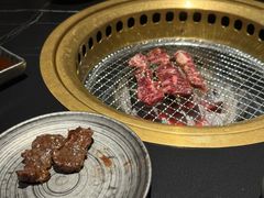 -山川小町·极番烧肉(新地假日广场店)