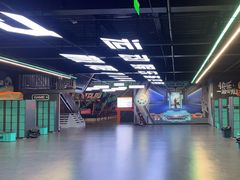 -极限PLAY运动娱乐新世界·团建派对潮玩休闲馆·室内蹦极高空游乐园