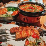 魔都烤串也内卷❗正宗哈尔滨大串配雪熊精酿绝绝子❗