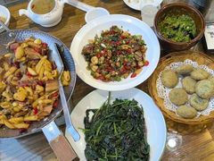 -老唐三下锅 ·张家界地标美食(溪布街店)