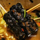 推荐一家摆在酒吧门口的罐汤臭豆腐