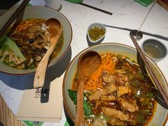 -百春原湖南牛肉粉(百联世纪店)
