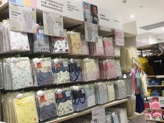 -优衣库(珠海华发商都店)