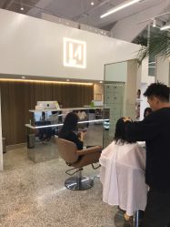 -I+造型烫发染发
