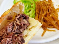 -高玛纳驴肉火烧(一世界店)