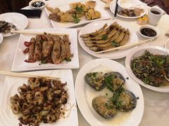 -万山楼海鲜酒家·二十三年老字号
