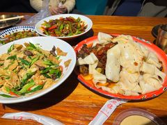 -柴窝堡22号辣子鸡·传承新疆菜