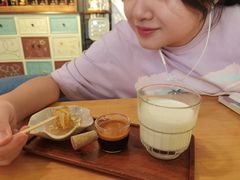 -默迹咖啡馆