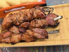 -乡村馕坑肉·烧烤·新疆菜·本地人更爱吃(阿勒泰首店)