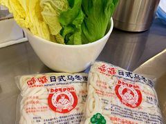 -胡须佬鸡煲四季火锅店(石厦西村直营店)
