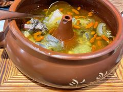 建水汽锅鸡小份-麦麦山云南菜(复地活力城店)