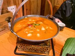 -老滇山寨•云南特色菜•地方菜•民族风情歌舞表演(金碧店)