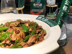 -费大厨辣椒炒肉(万家丽一店)