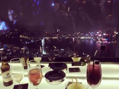 -OZONE 顶楼酒吧(香港丽思卡尔顿酒店)