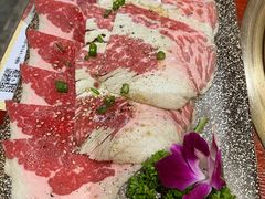 -喜牛烧肉酒场·黑金店(威高广场店)