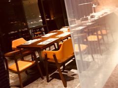 -BLU 全日制餐厅(上海安曼纳卓悦酒店)
