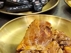 -胡悦里韩式烤肉(芝罘万达广场店)