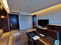 -上海龙之梦万丽酒店