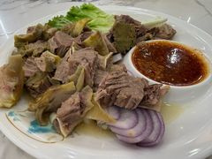 精品牛腩-伊穆祥牛肉面总店·清真