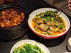 -万重锦·人文川菜馆(骡马市店)