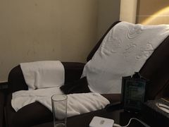 -金色印象·4K影院式足体养生(杨家坪西郊店)