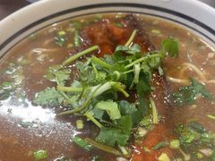 -小马牛肉面·牛骨熬制(南京博物院店)