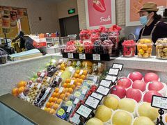 -每日新鲜水果吧(芮欧百货店)