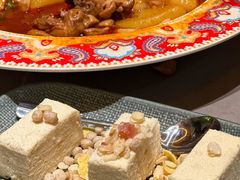 帕芙立-塔哈尔·新疆盛宴(奉贤龙湖店)