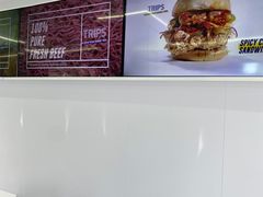 -TRIPS BURGER(大钟寺店)