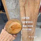 家门口的咖啡店Sewing Machine