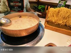 -洪氏嗨捞·广东猪肚鸡·椰子鸡火锅(西咸万象城店)
