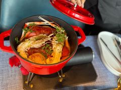 -弦月窗LUNETTE BY AMANDA(复兴路店)