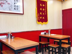 大堂-门框胡同百年卤煮(新街口店)