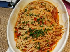 泡椒蒜蓉海鲜菇-小雅木姜子烤鸡·贵州菜(鸿通城店)