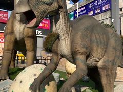 -鸿通城购物中心