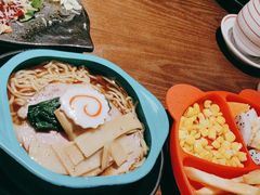 -一豚轩·烧鸟·豚骨拉面(五四路店)