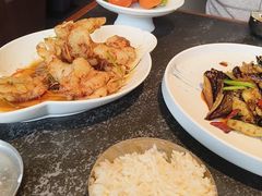 -五谷丰登农家院·地道胶东菜·海鲜烧烤(威海店)